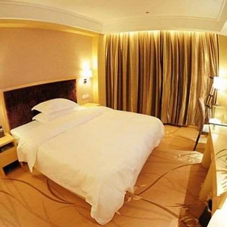Ronghe Holiday Hotel Shiyan  Exterior photo